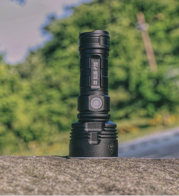 PowerLight - LED Tactical Flash Light | Bowlift