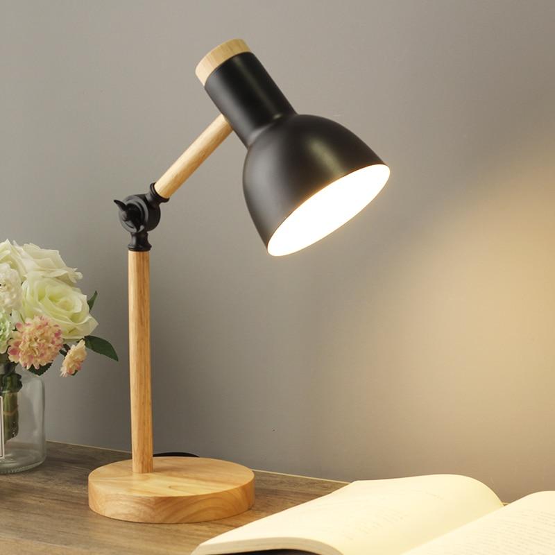 Wooden Scandinavian Table Lamp - LumiNord | Bowlift