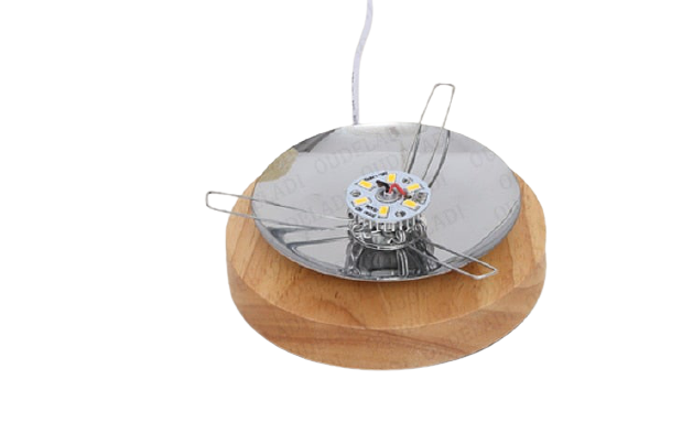 BowLift | Table lamp made of rattan wood