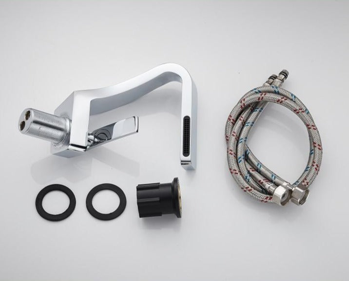 Everest - Modern Curved Faucet │ Daring and Refined Design | Bowlift