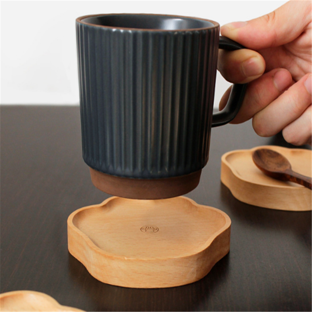 BowLift | Cute Cat Paw Wooden Coaster