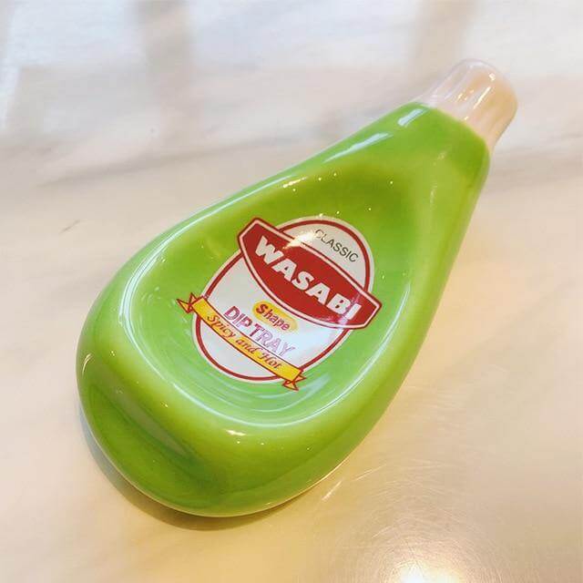BowLift | Ceramic Sauce Bottle Plate