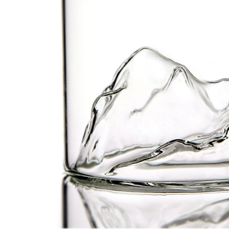 BowLift | Whiskey Glass Nuchi