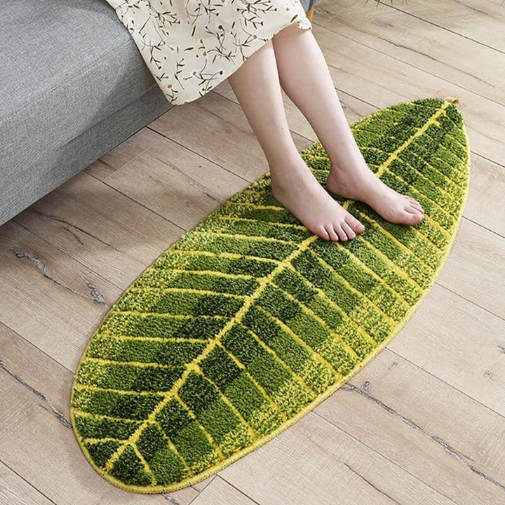 Pure Green Leaf Shape Home Rug | Bowlift