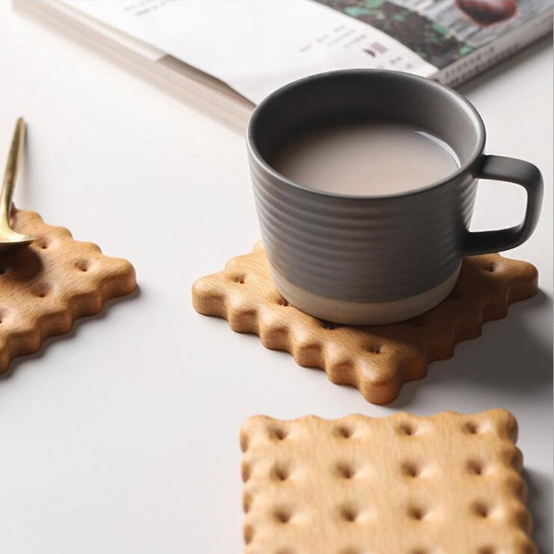 BowLift | Biscuit Shape Wooden Coaster Placemat
