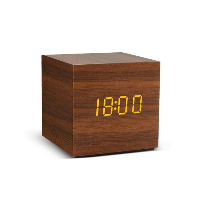 BowLift | LED alarm clock in wooden cube shape