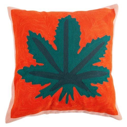 BowLift | Botanical cushions - Wake up nature in your home decor!