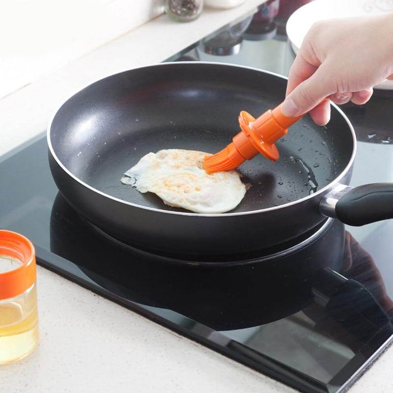BowLift | Silicone Oil Bottle Brush