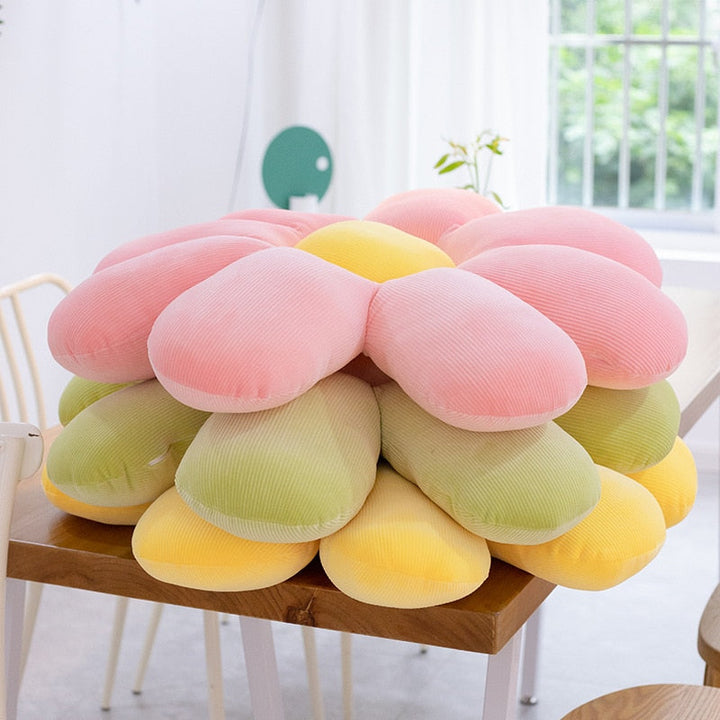 Fluffy Daisy Cushion | Bowlift