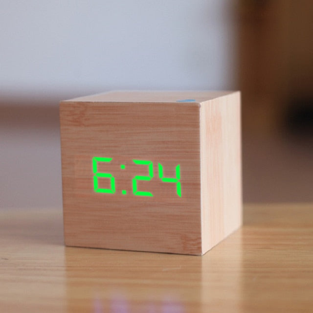 BowLift | Digital square LED clock