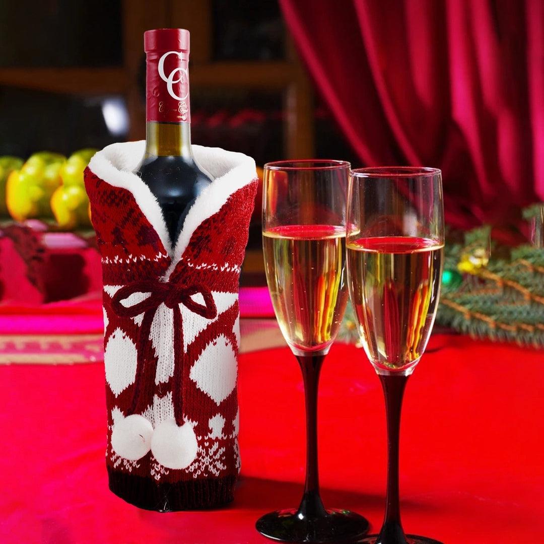 BowLift | Knitted Christmas Bottle Cover