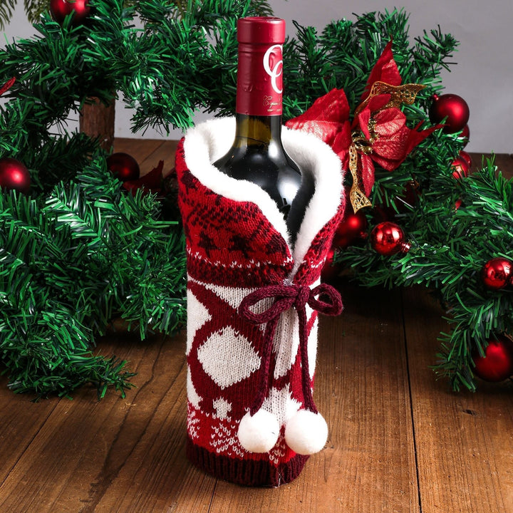 BowLift | Knitted Christmas Bottle Cover