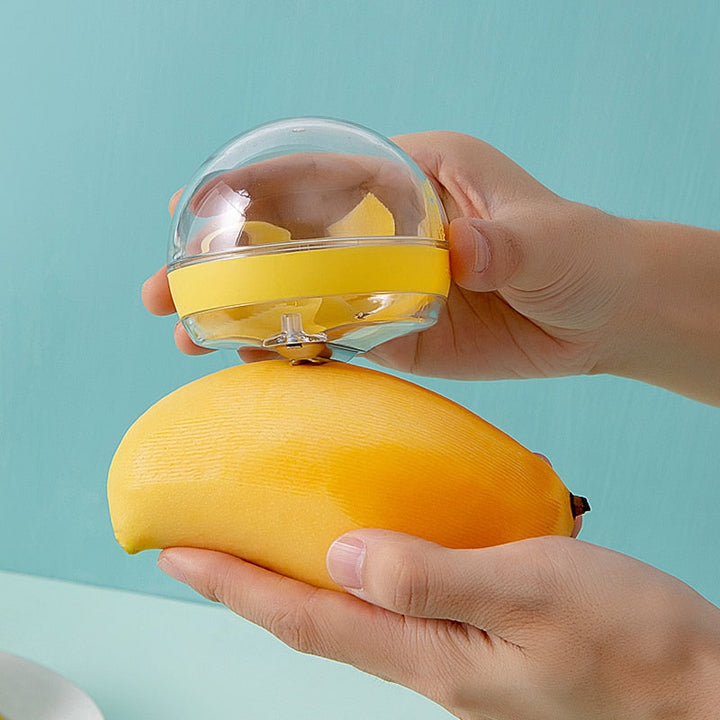BowLift | Storage Container Vegetable Peeler