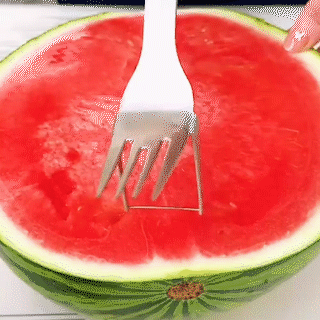 BowLift | Easy Watermelon Slicer Fork