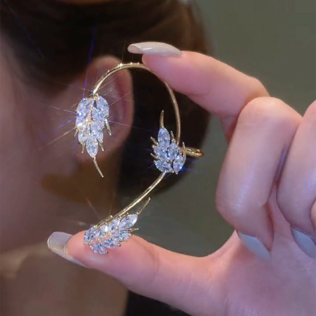 BowLift | Elegant Sparkling Zircon Fairy Wings Earrings