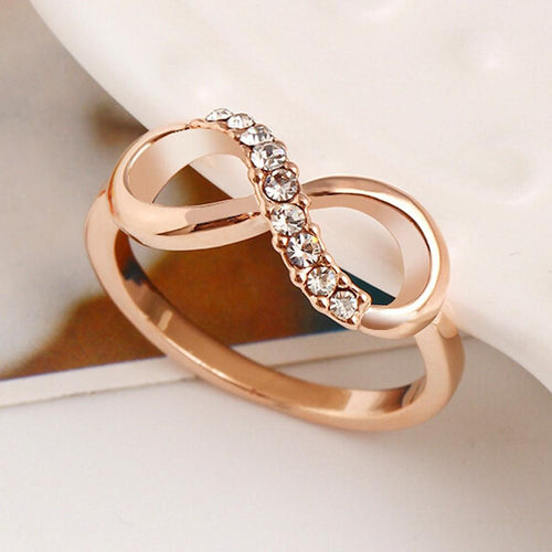 Luxury Gold Infinity Ring | Bowlift