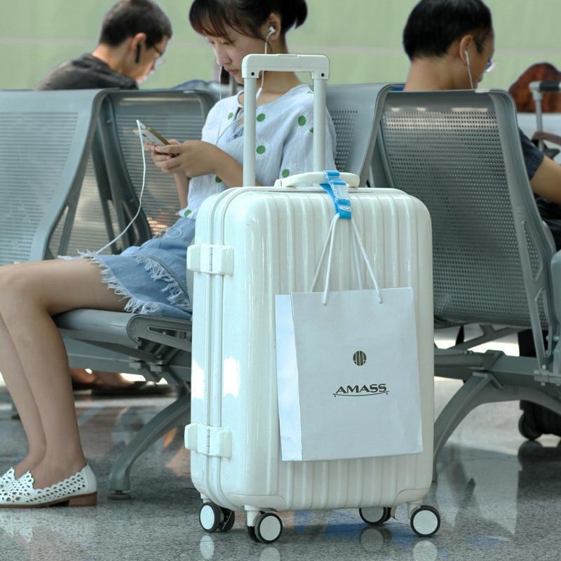 HoldOn - Luggage Strap Accessory | Bowlift