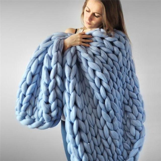 BowLift | Handmade Chunky Knit Blanket Comfy & Warm -  80 x100 cm
