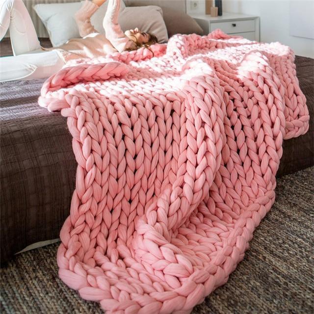 BowLift | Handmade Chunky Knit Blanket Comfy & Warm -  80 x100 cm