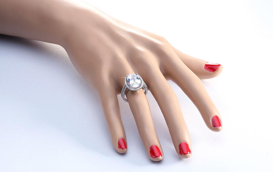 Oval Cut 6ct CZ Ring | Bowlift