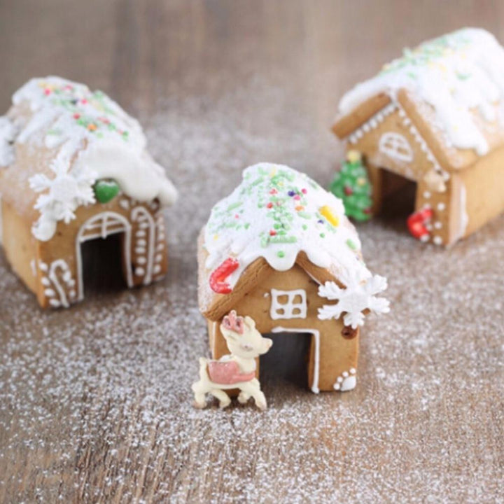 Gingerbread House Cookie Cutters | Bowlift