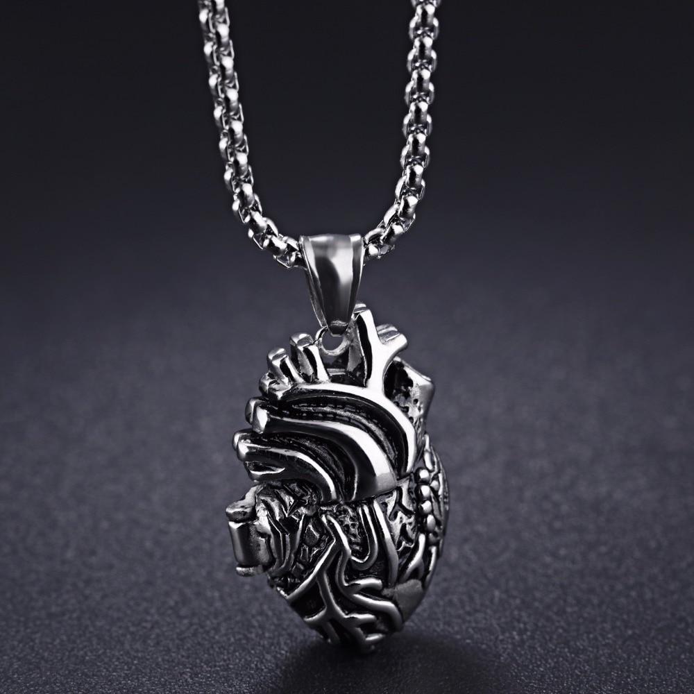 3D Anatomically Correct Heart Charm Necklace | Bowlift