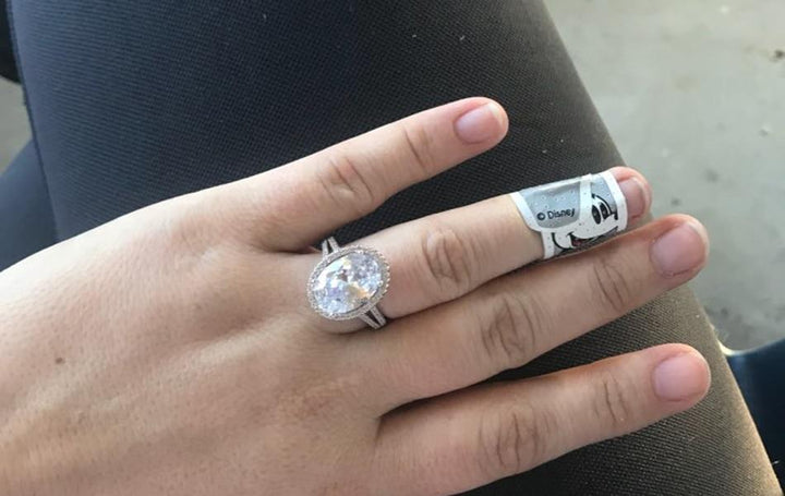 Oval Cut 6ct CZ Ring | Bowlift