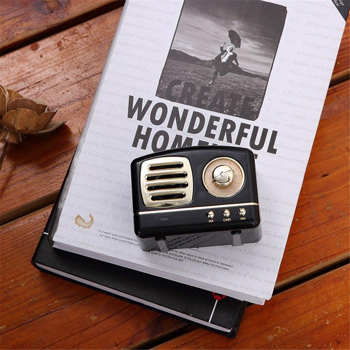 Retro Bluetooth Speakers | Bowlift