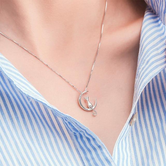 Kat - Moon Swing Necklace | Bowlift