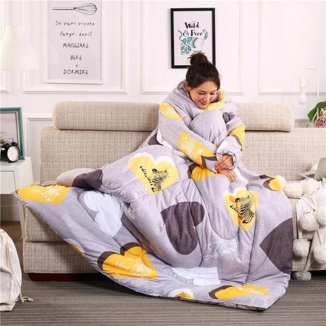 BowLift | Winter Lazy Quilt With Sleeves