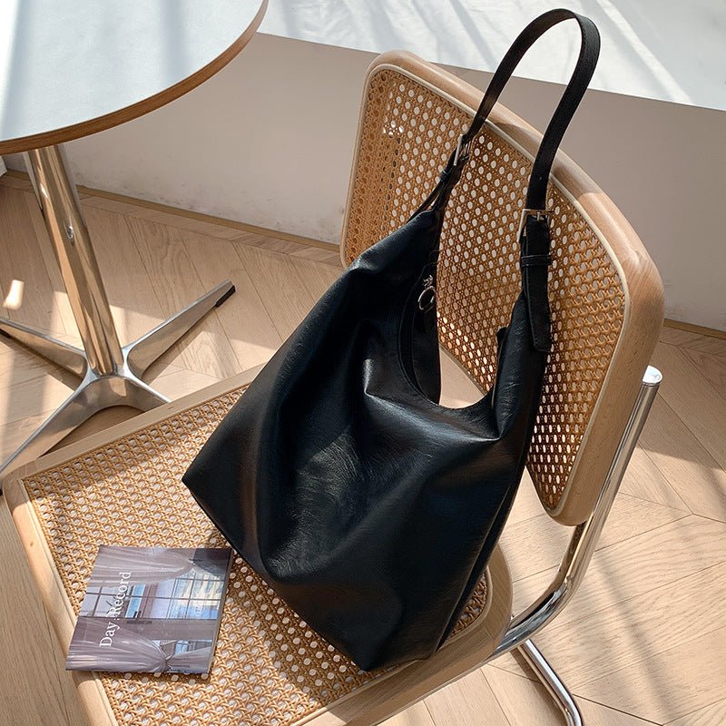 BowLift | PUFFYPOUCH – Soft PU Leather Dumpling Tote for a Playful, Chic Look