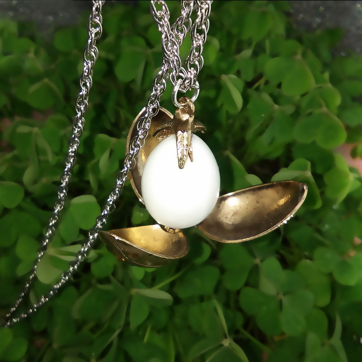 BowLift | Fire Dragon Egg Necklace