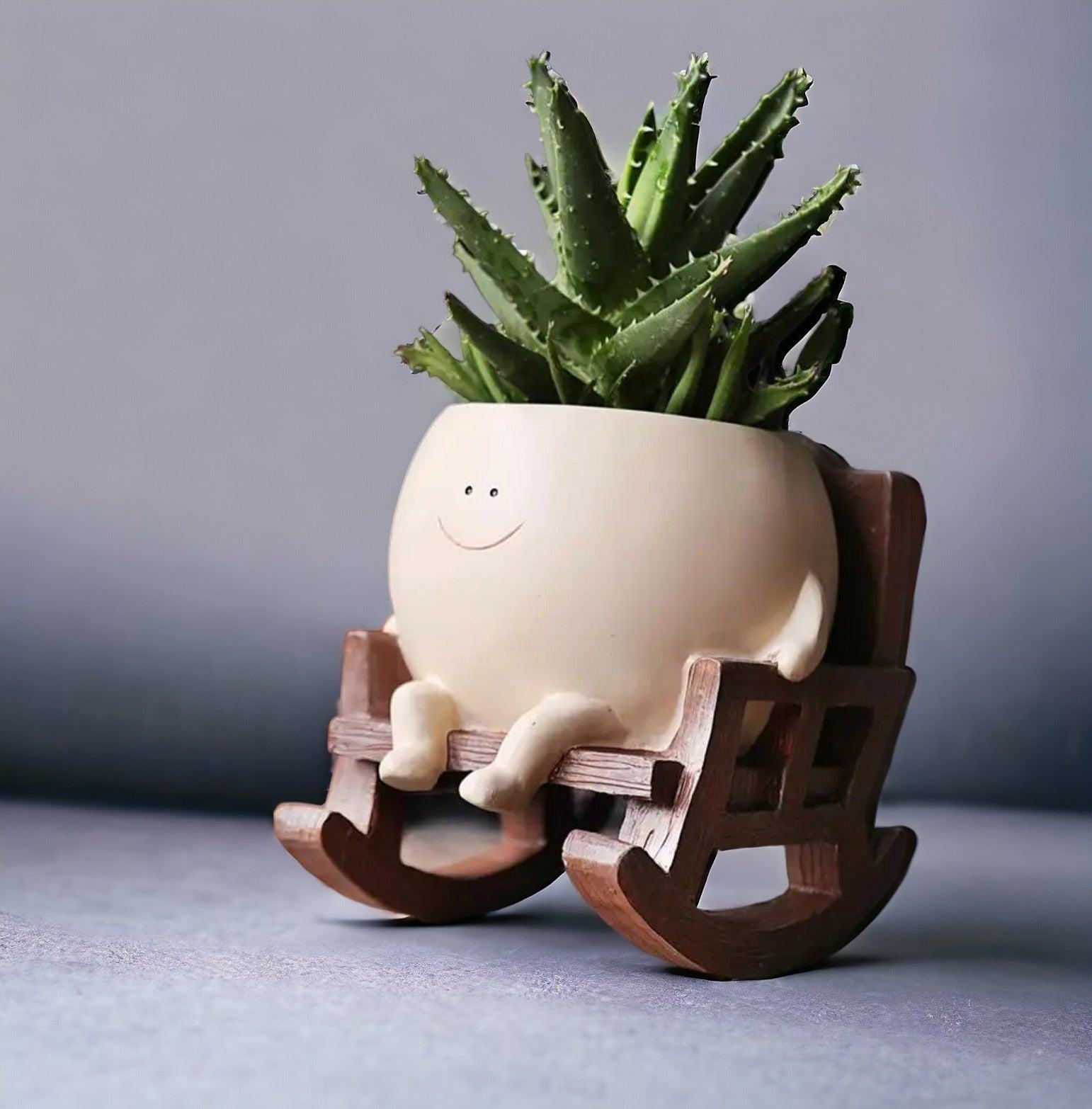 BowLift | Resin Smiling Face Planter