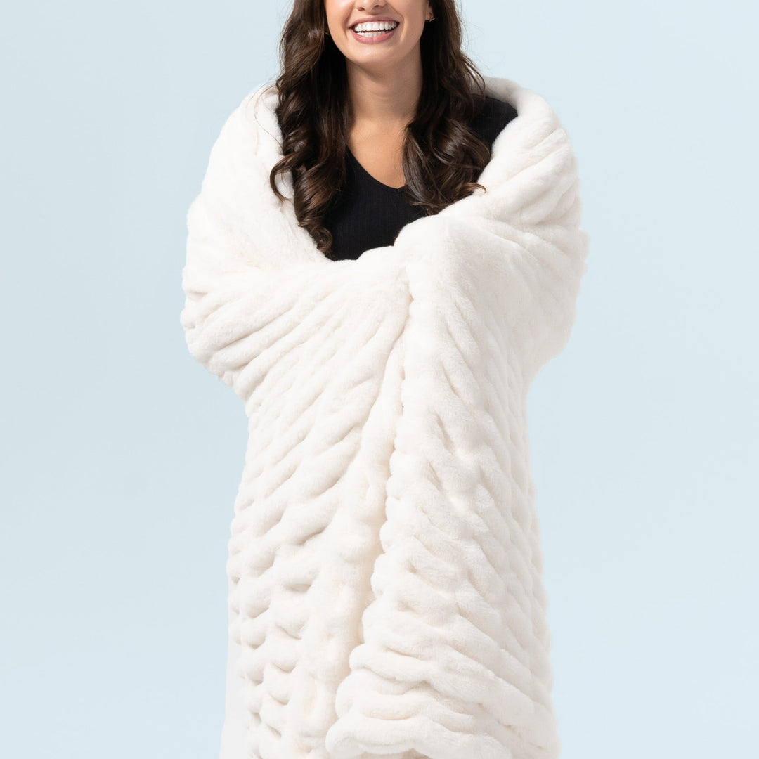 Faux Fur Blanket Ripple | Bowlift