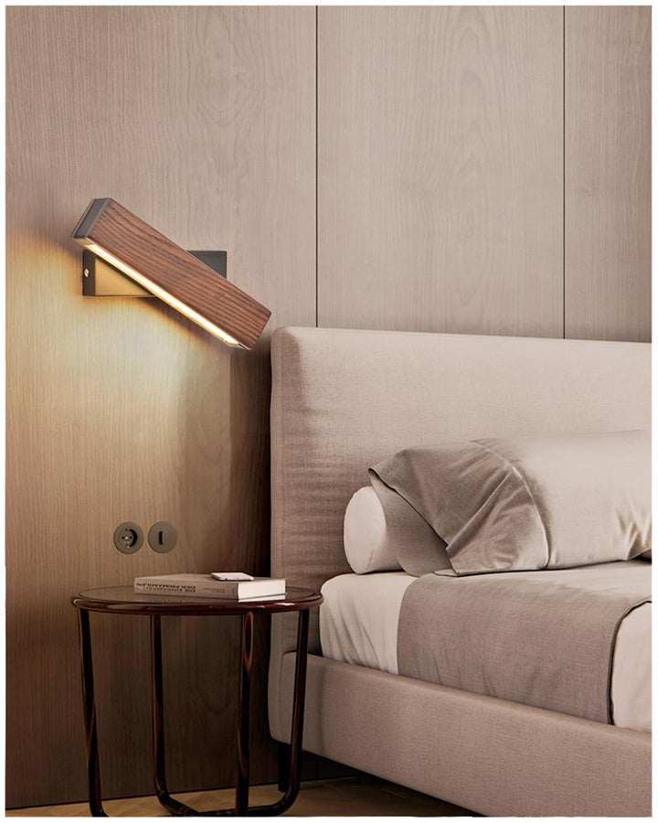 BowLift | Rotatable Wooden LED Wall Lamp - Jasper