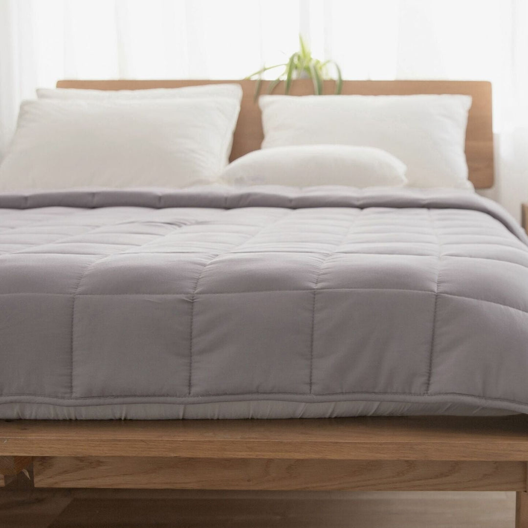 Large Soft Summer Cooling Weighted Bed Blanket Queen | Bowlift