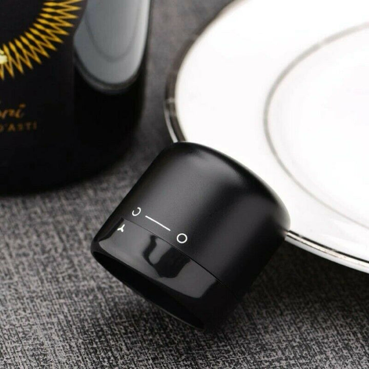 BowLift | Reusable leak-proof silicone sealing cap for champagne and wine bottles