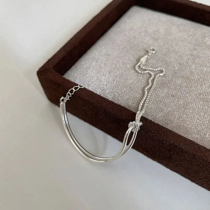 BowLift | S925 Twisted Knot Round Bar Bracelet