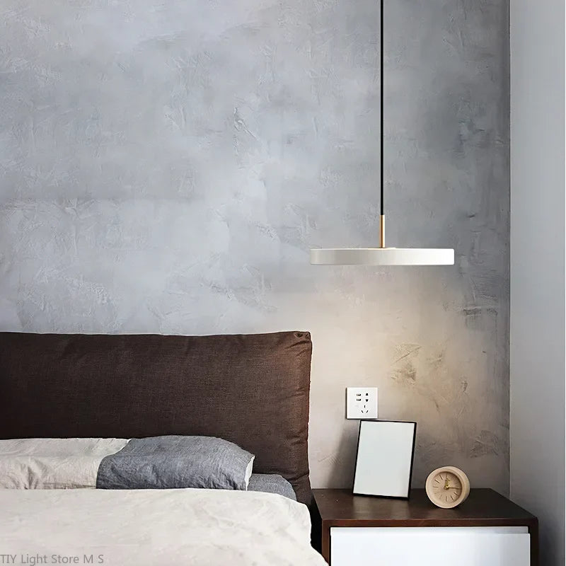 BowLift | Scandinavian Hanging Lamp with Minimalist Design - Lyssa