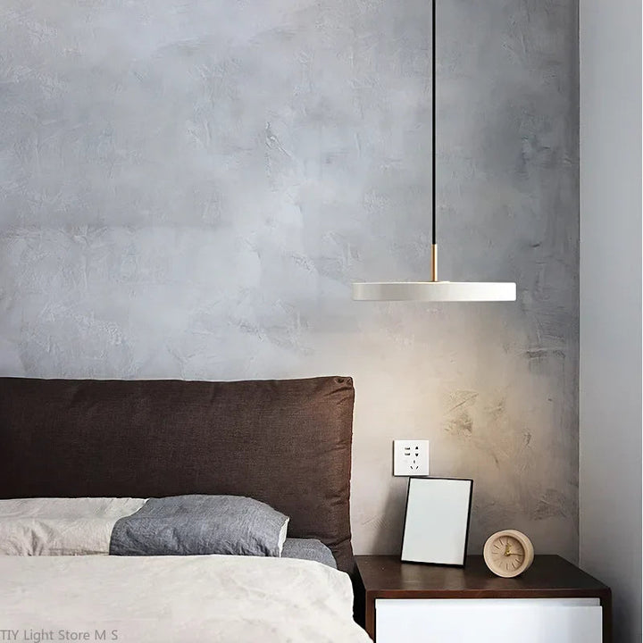 BowLift | Scandinavian Hanging Lamp with Minimalist Design - Lyssa