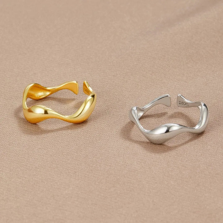 BowLift | SEARISE RING – Adjustable Minimalist Silver Ring with Ocean Design