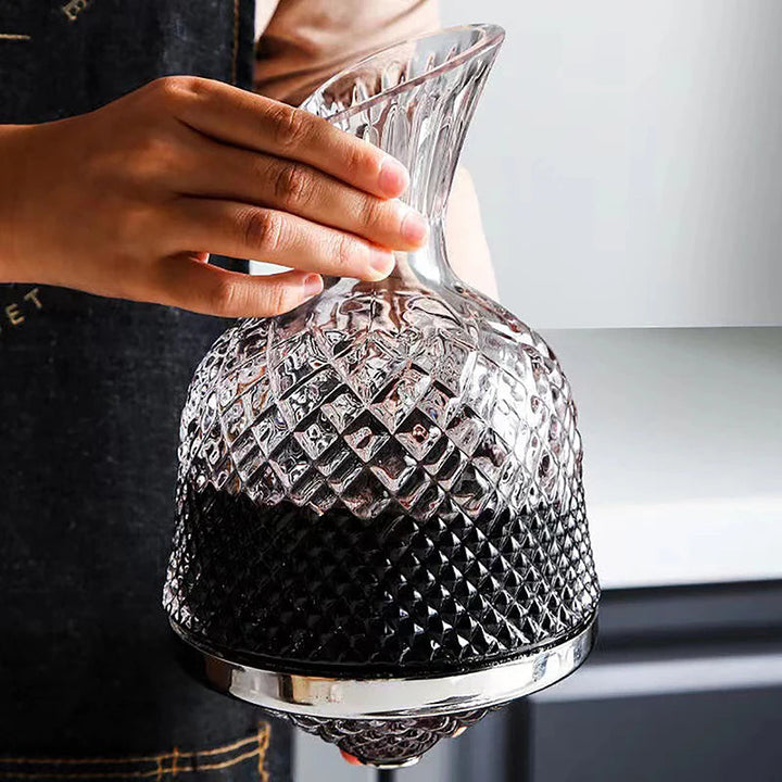 BowLift | Rotating Crystal Decanter at a High Level