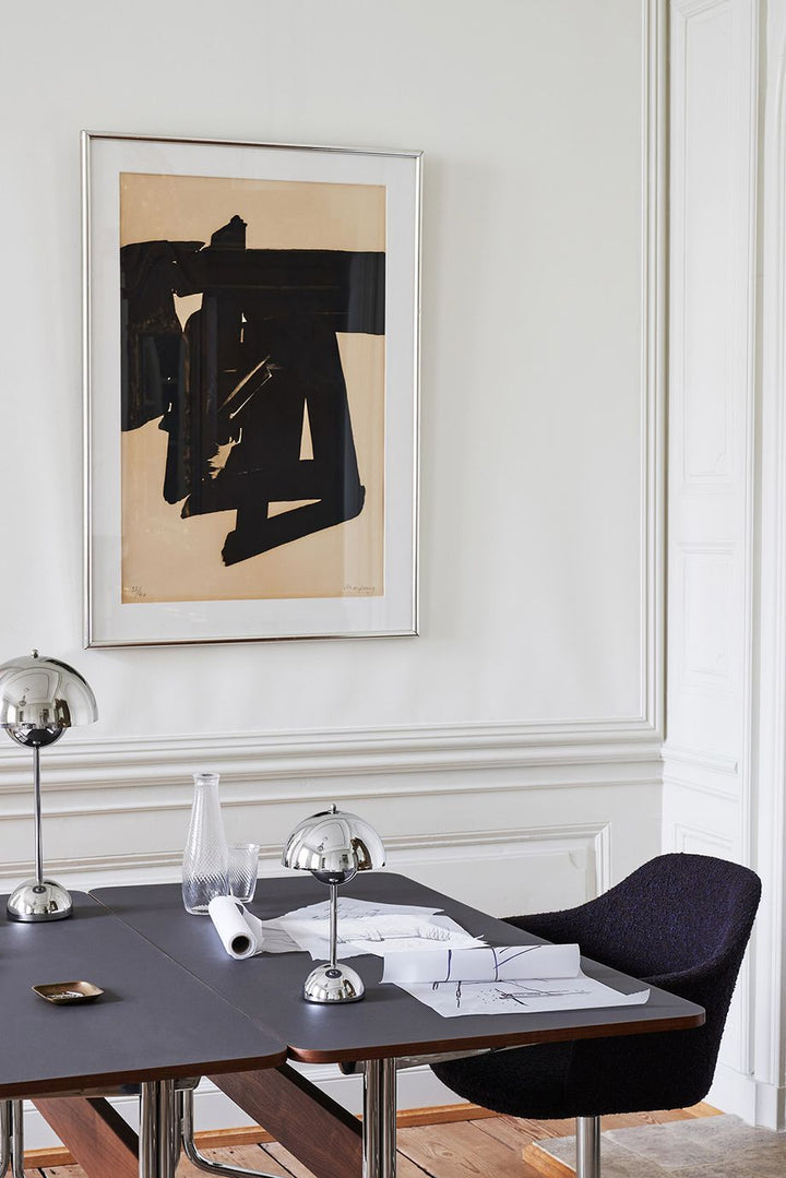 BowLift | Glow Lamp - Elegant and versatile lighting for any space