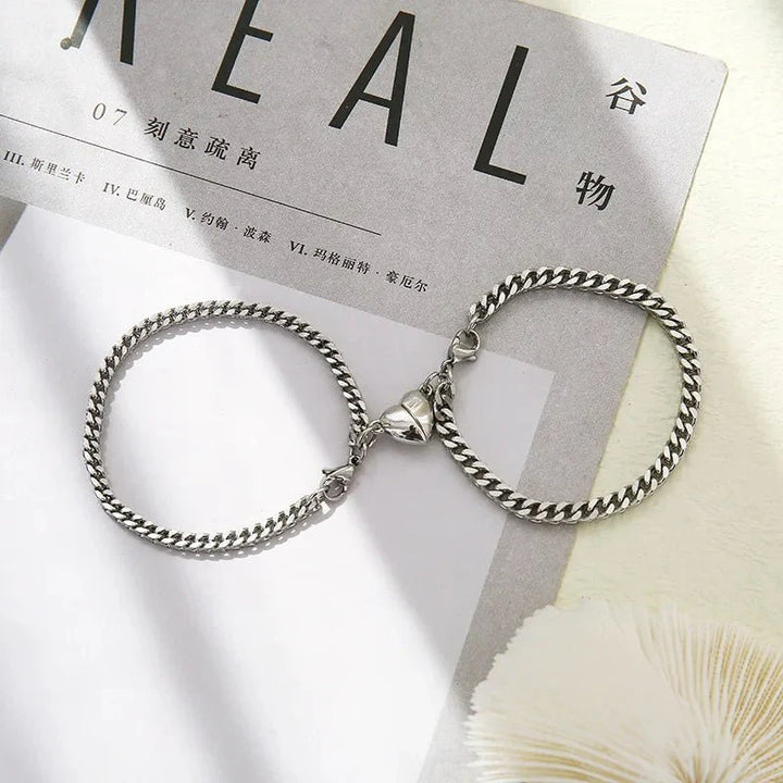 BowLift | Simple Couples Cuban Magnetic Heart Bracelet Set