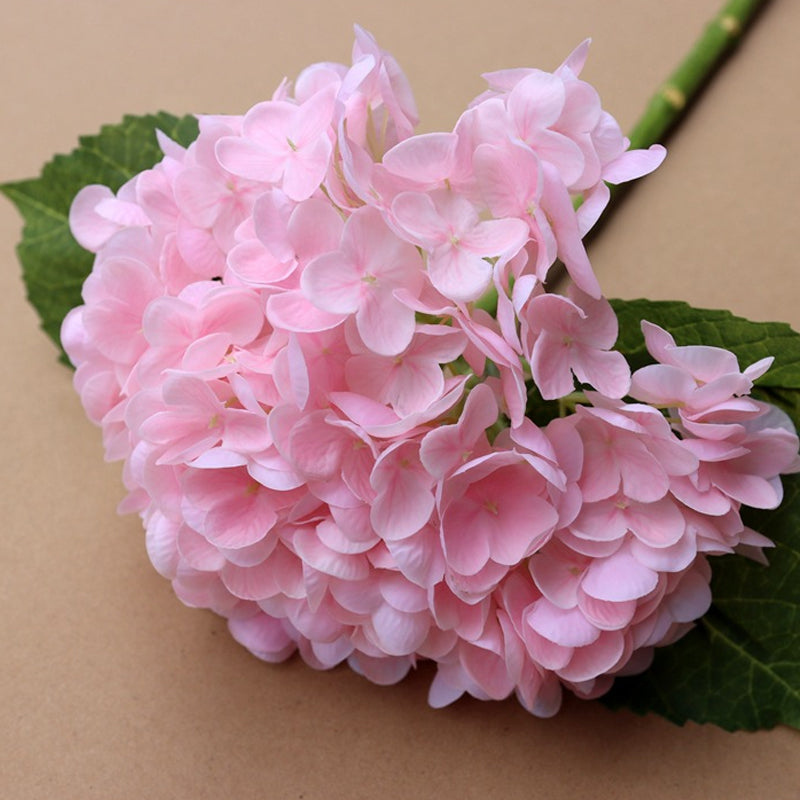 BowLift | Artificial Hydrangea Flowers Outdoors