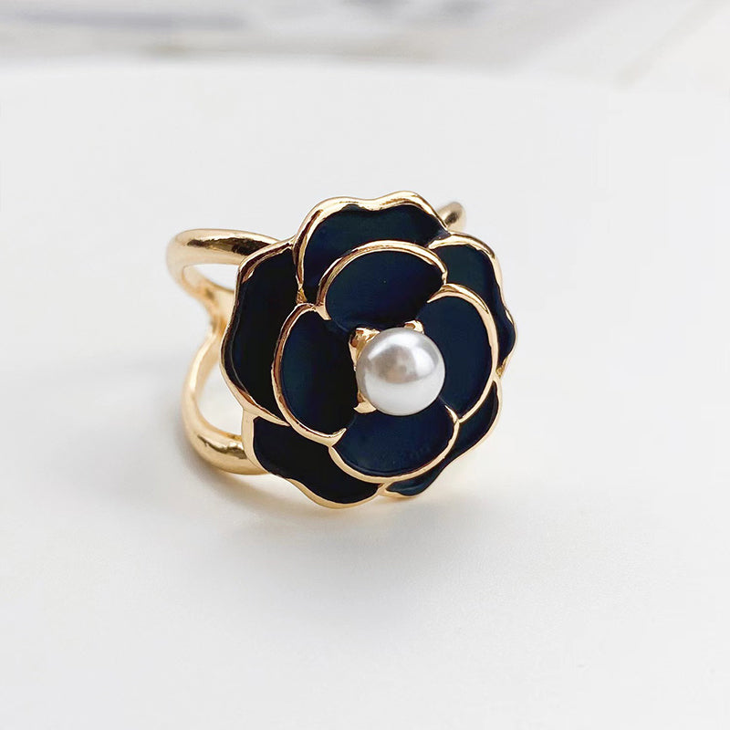 Camellia Scarf Buckle Bowlift