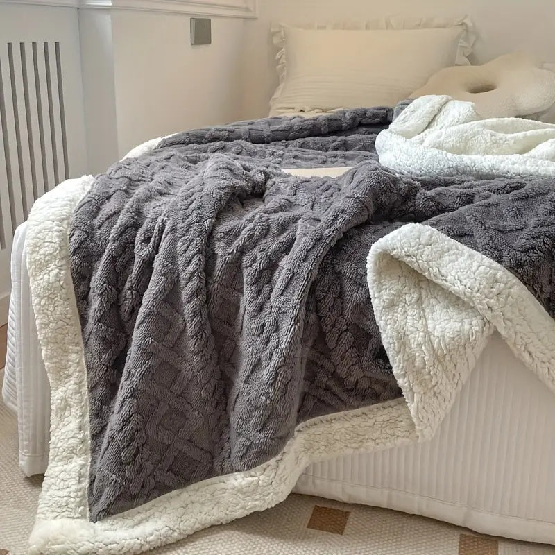 BowLift | SHERPLY – Reversible Sherpa Fleece Blanket for Year-Round Comfort
