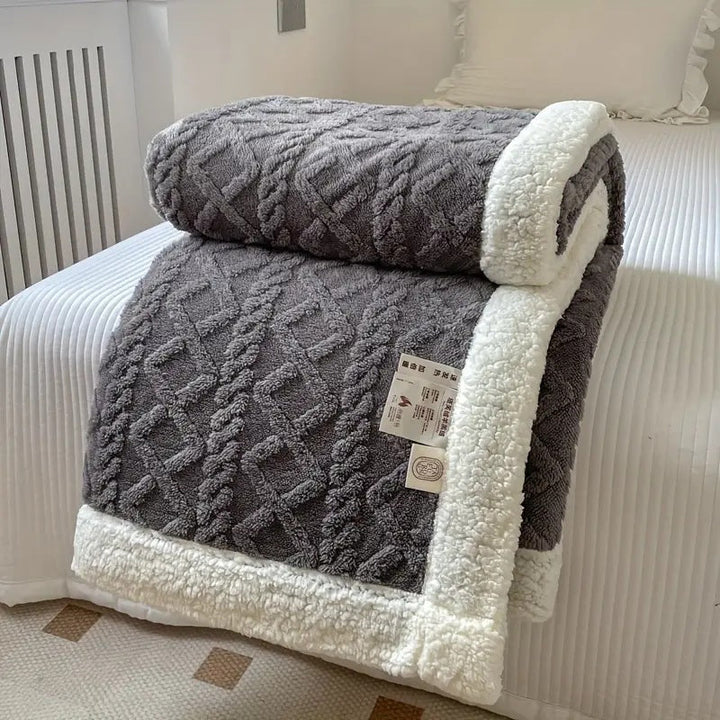 BowLift | SHERPLY – Reversible Sherpa Fleece Blanket for Year-Round Comfort
