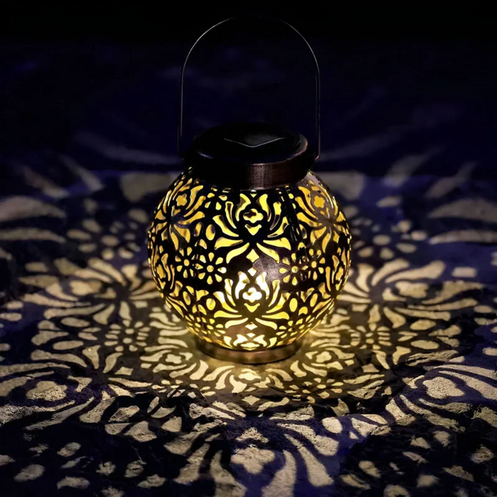BowLift | Solar Garden Lantern with Patterned Light Effect
