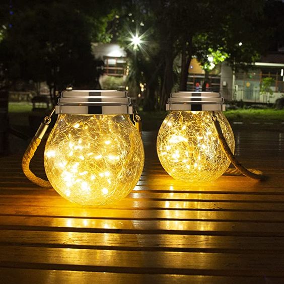 Solar Glass Globe Lantern Bowlift